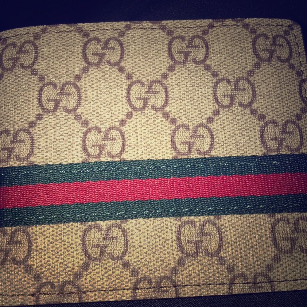 Gucci wallet